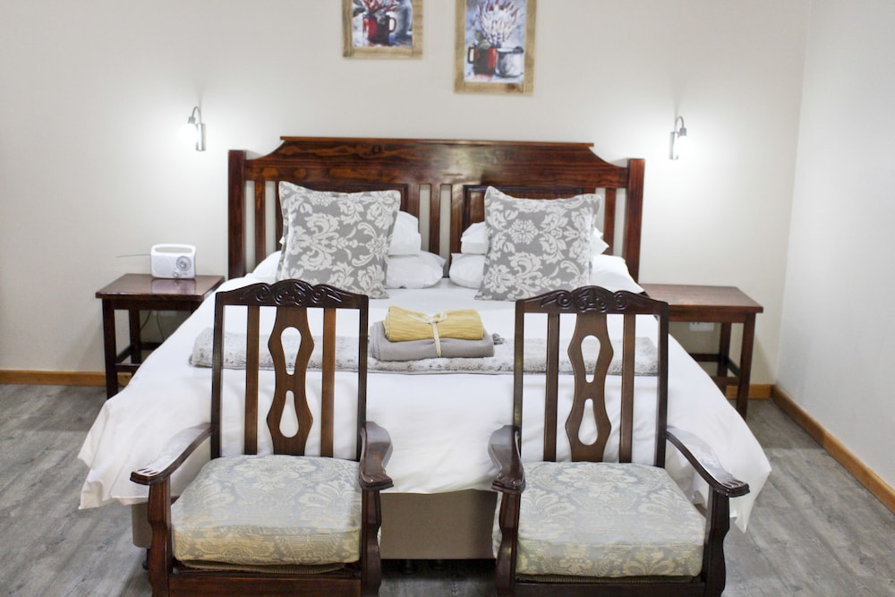 17 On Bird Guest House 19/50
