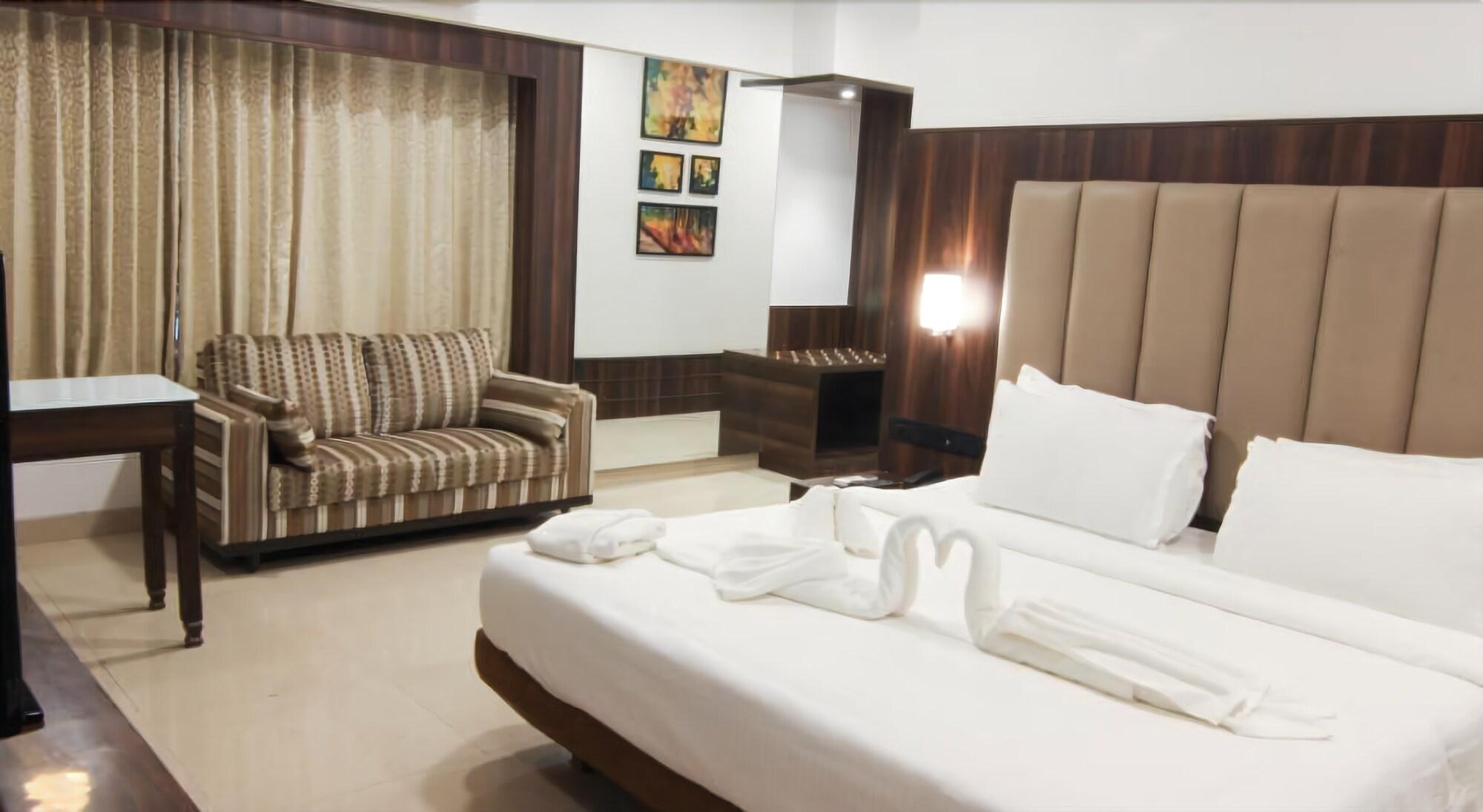 Golden Chariot The Boutique Hotel 11/26