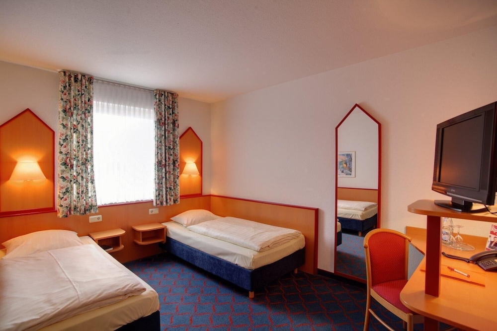 Hotel Montana Lauenau 16/38