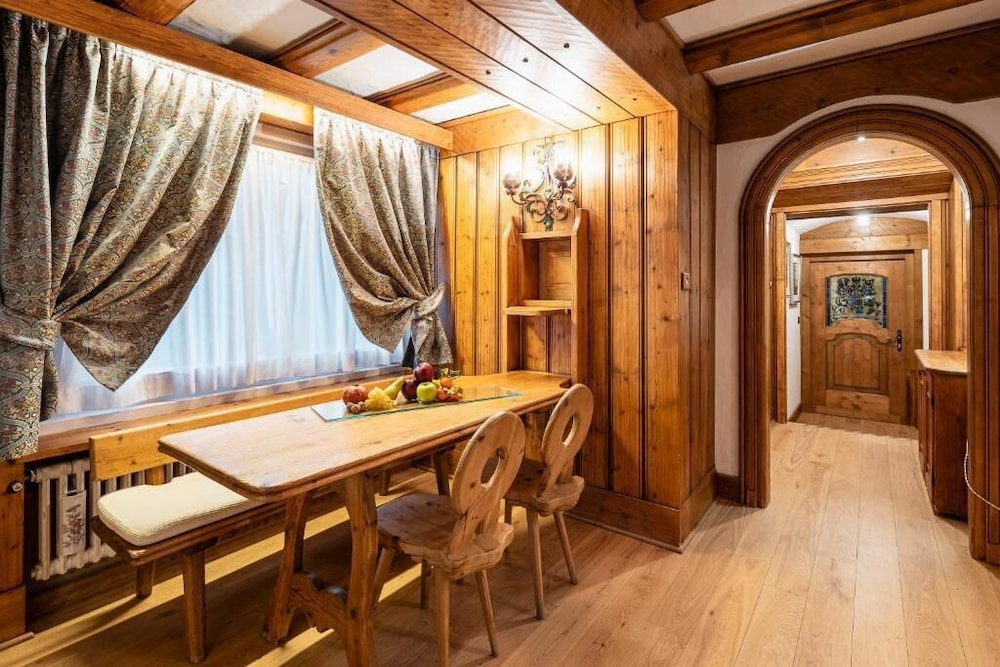 PARC HOTEL VICTORIA CORTINA 43/58