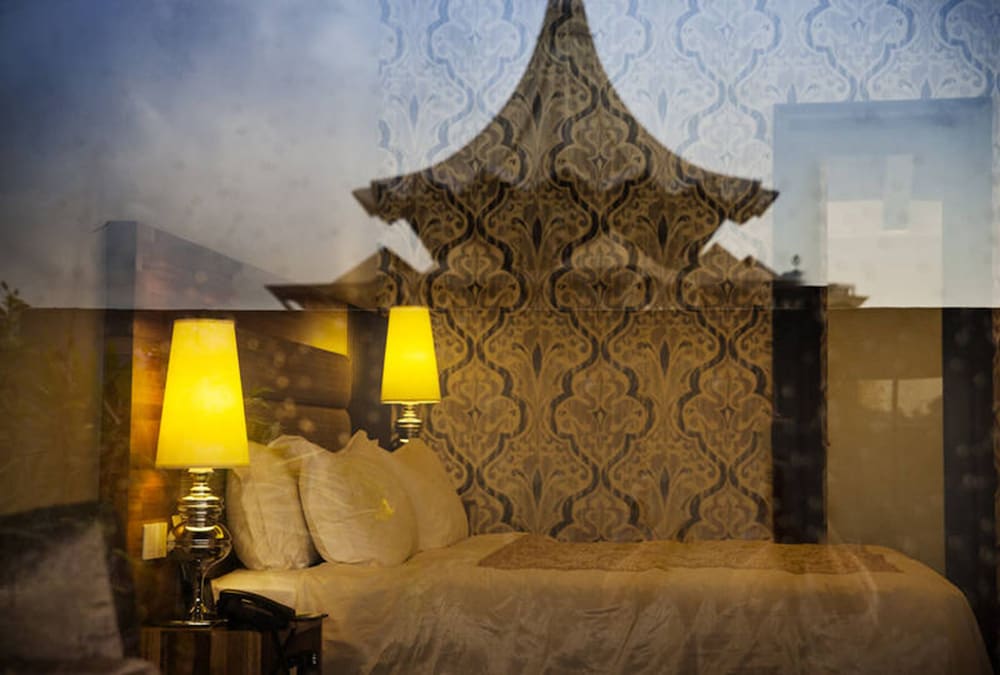 The Ranee Boutique Suites 45/74