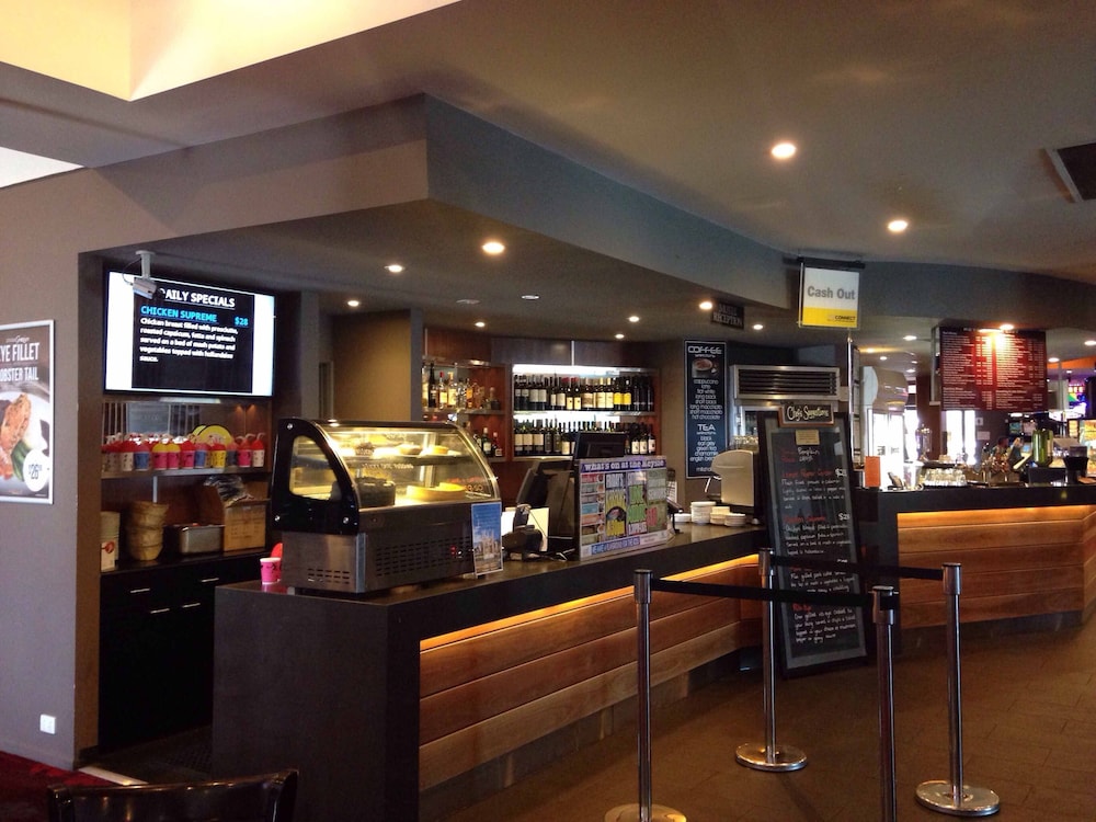Nightcap at Keysborough Hotel 30/41