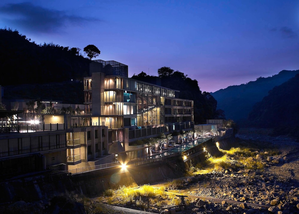 Onsen Papawaqa 3/65