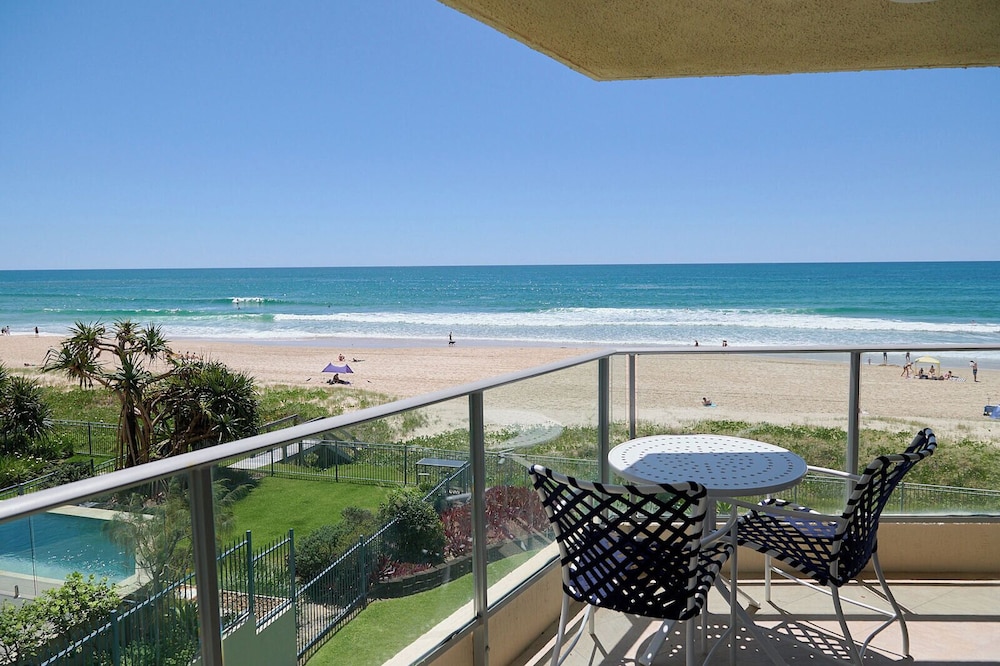 FORESHORE BEACHFRONT APARTMENTS 53/66