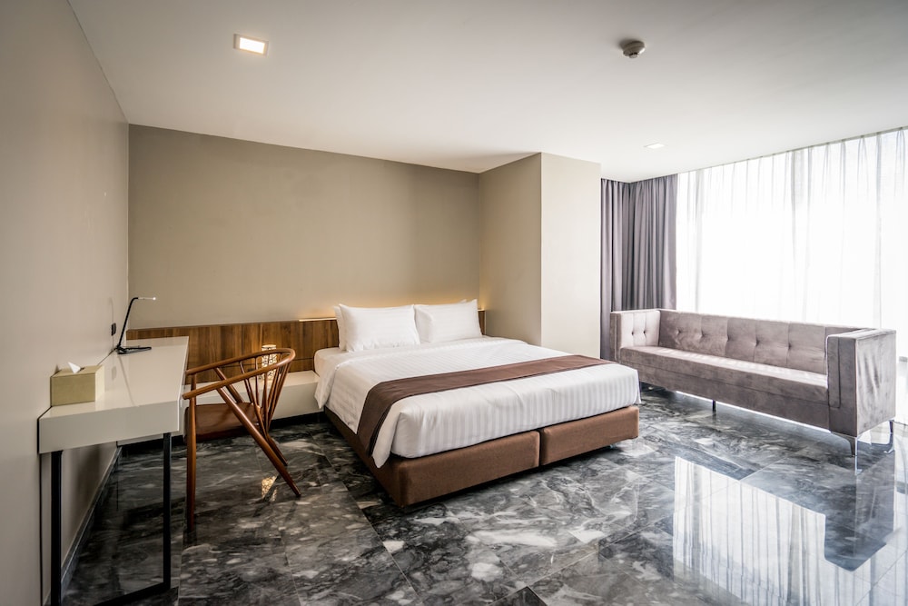 Onyx Hotel Bangkok 20/63