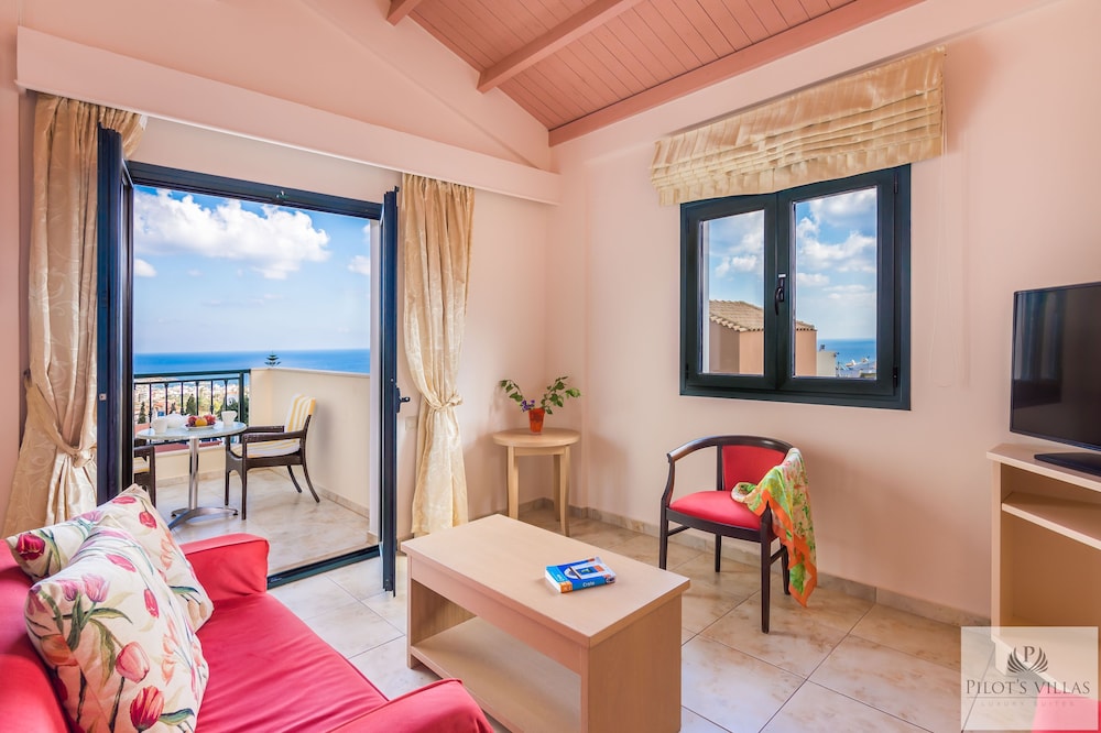 Pilots Villas Luxury Suites 17/48