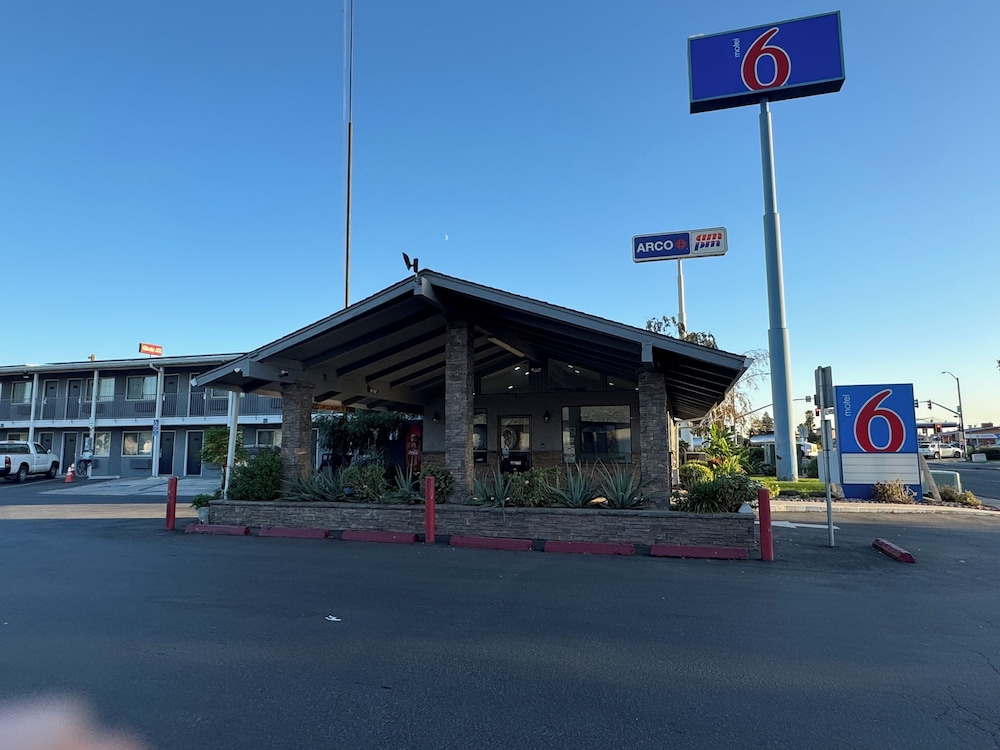 Motel6 Willows, CA in WILLOWS - CA