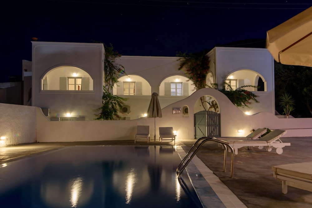 ATLAS BOUTIQUE HOTEL in SANTORINI
