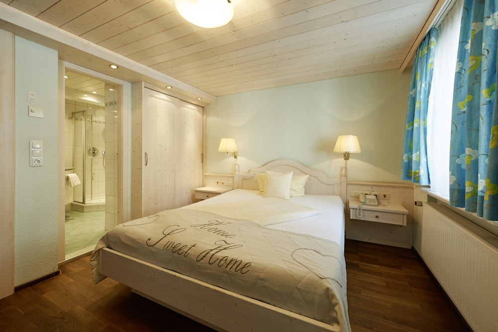 Hotel - Restaurant Adler 16/46