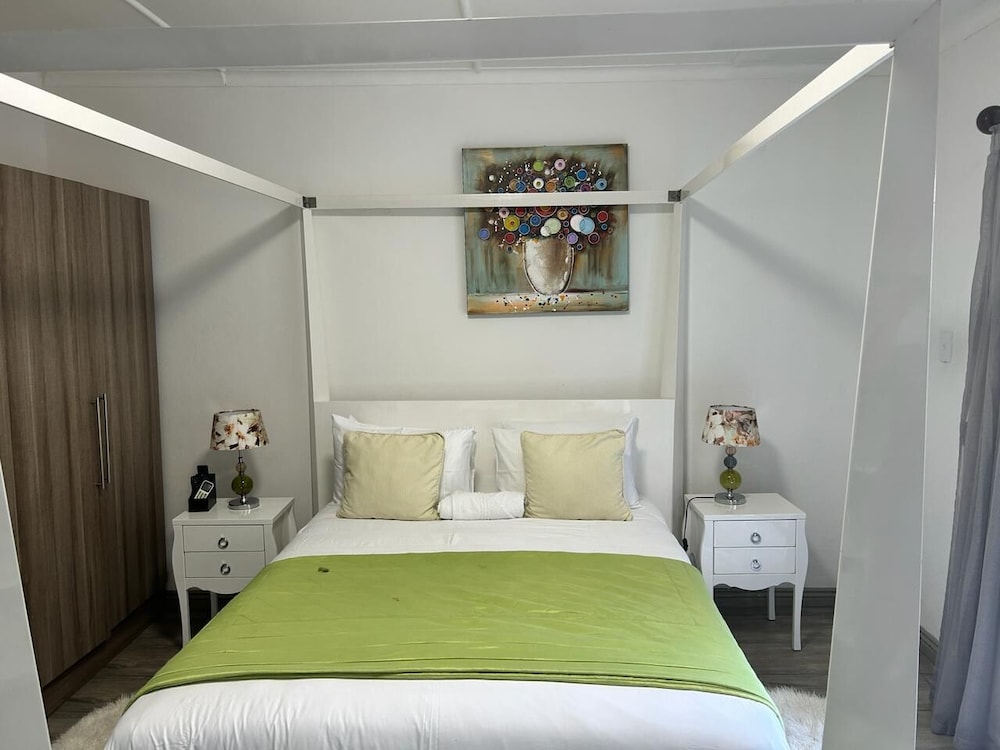 Calla Lily Guesthouse 2/27