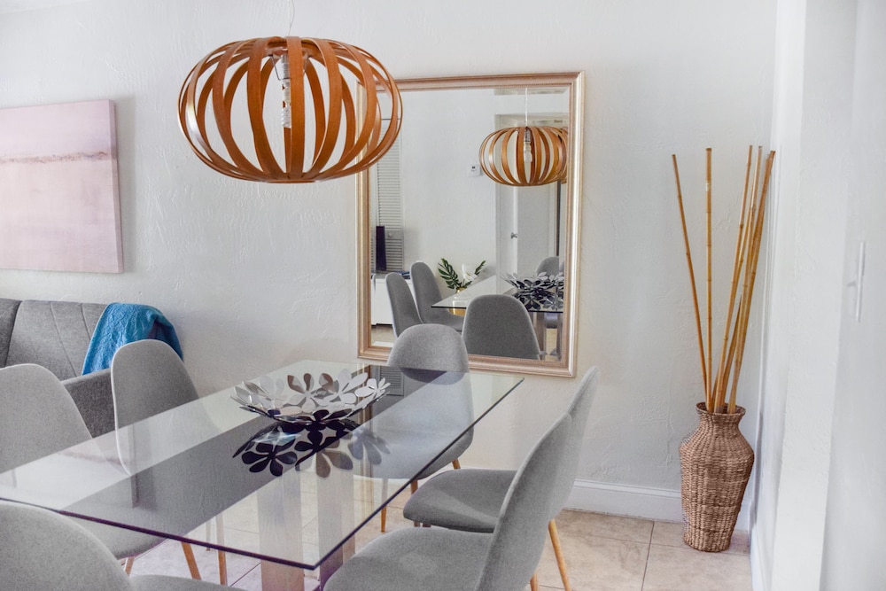 Coral Reef Suites 49/75