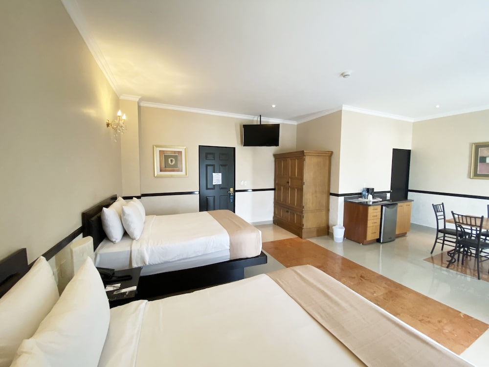 Hotel Palacio Maya 37/83