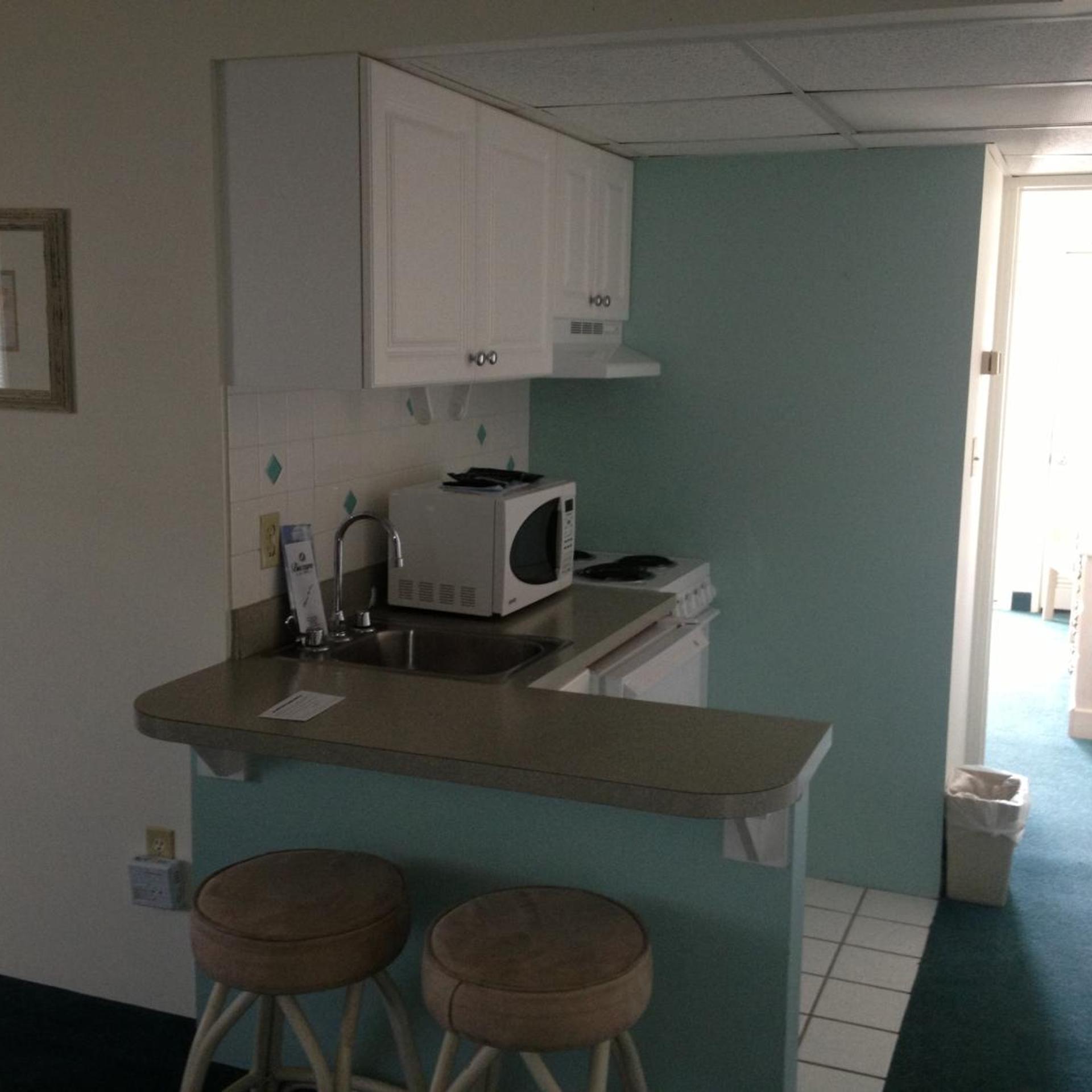 Biscayne Suites 11/49