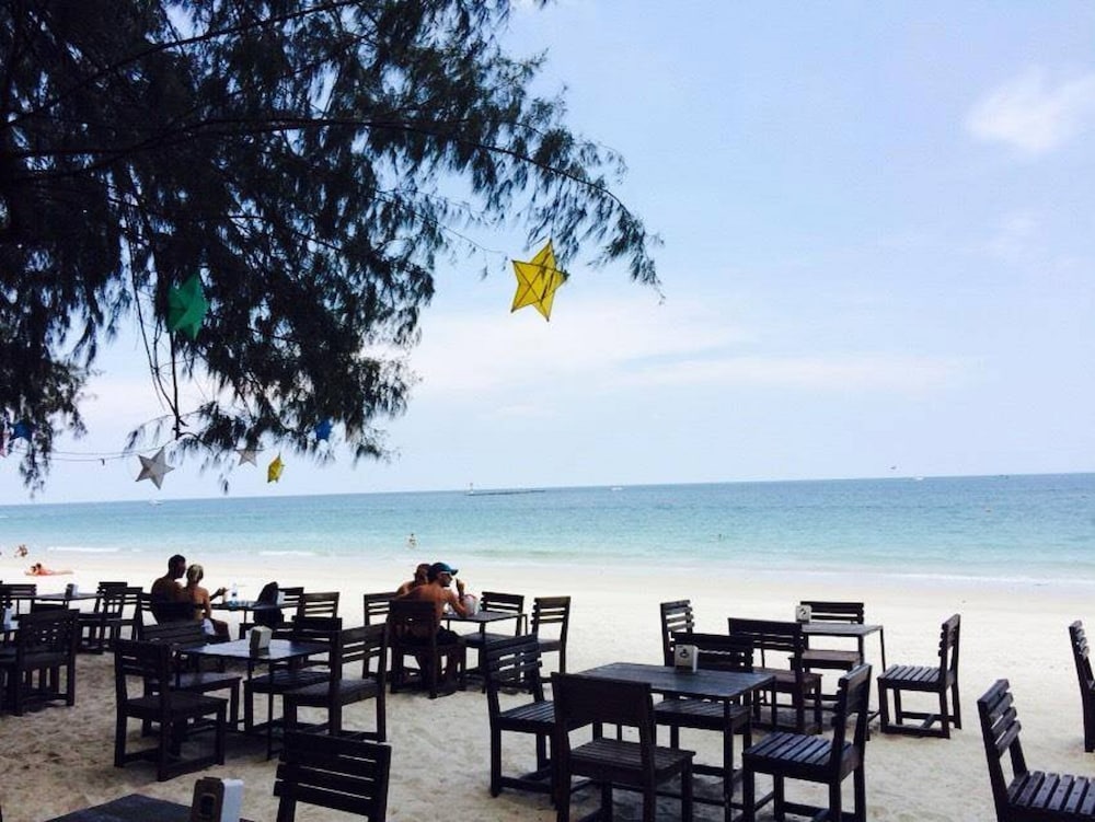 Samed Pavilion Resort 45/50