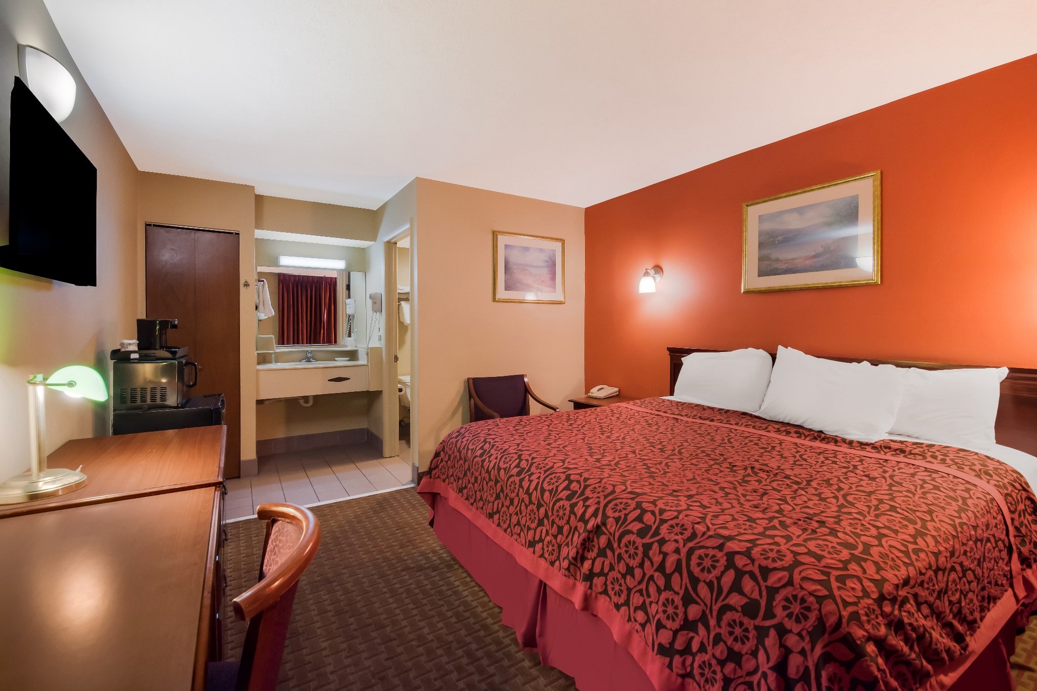 Red Carpet Inn Elkton 7/34