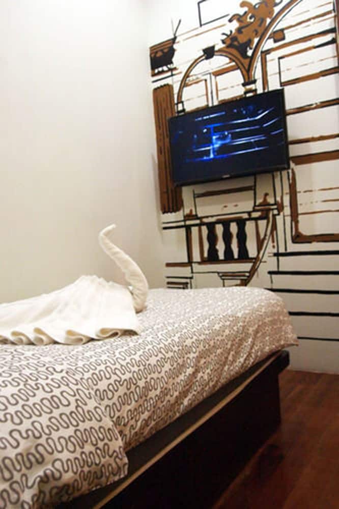 Sunny Hostel Phuket 12/29