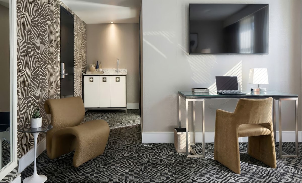 Hotel Clark Los Angeles 41/54