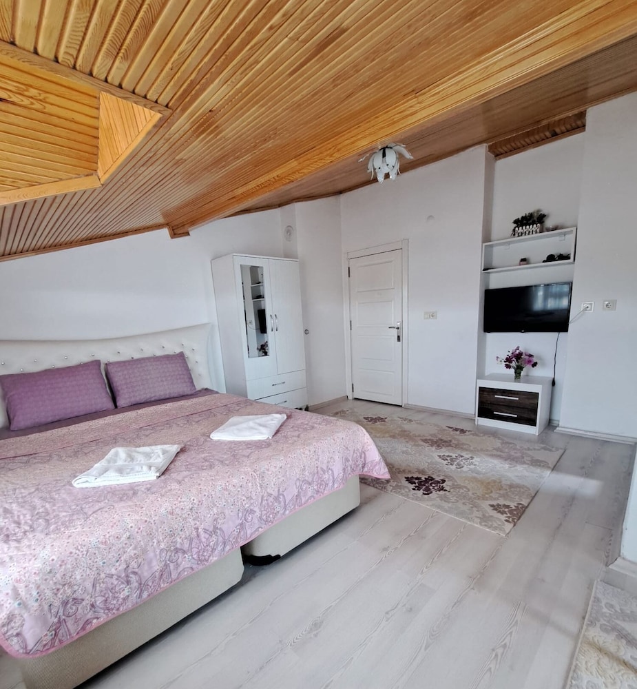 Salda Golu Celikoz Apart 24/47