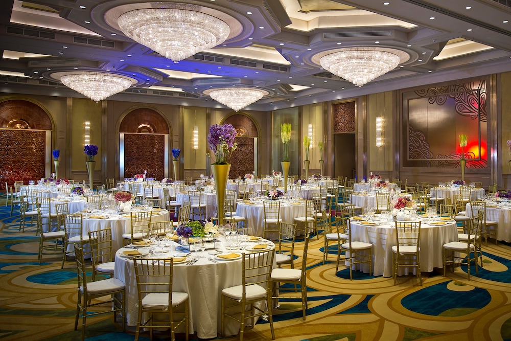 Dusit Thani Manila 51/72