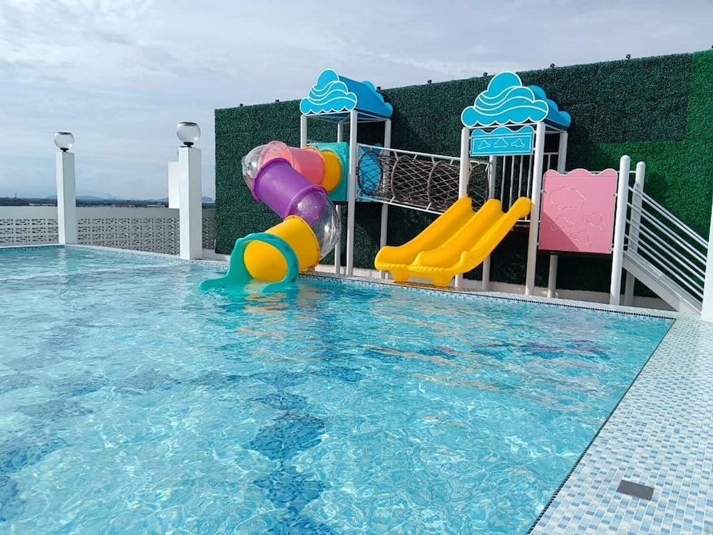 Sri Indar Hotel & Suites Parit Buntar 15/19