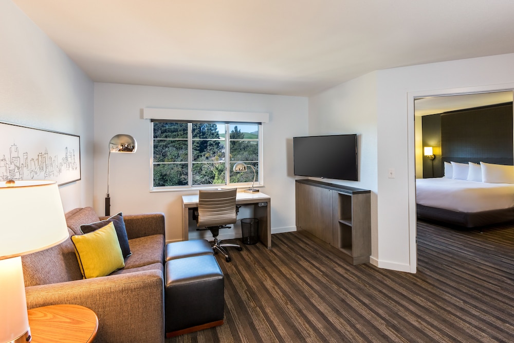 Hyatt House San Ramon 46/68