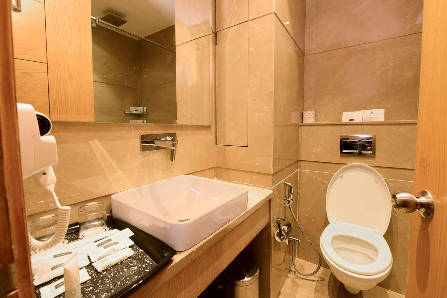 Surestay Hotel By Best Western Model Town Amritsar 30/30