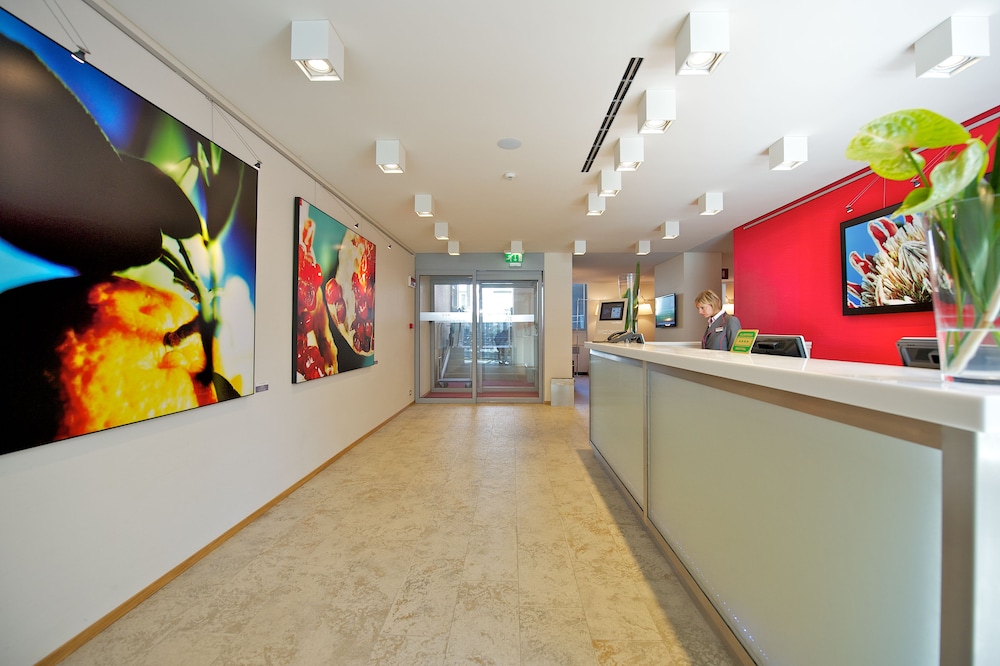 MERCURE MILANO SOLARI 7/75