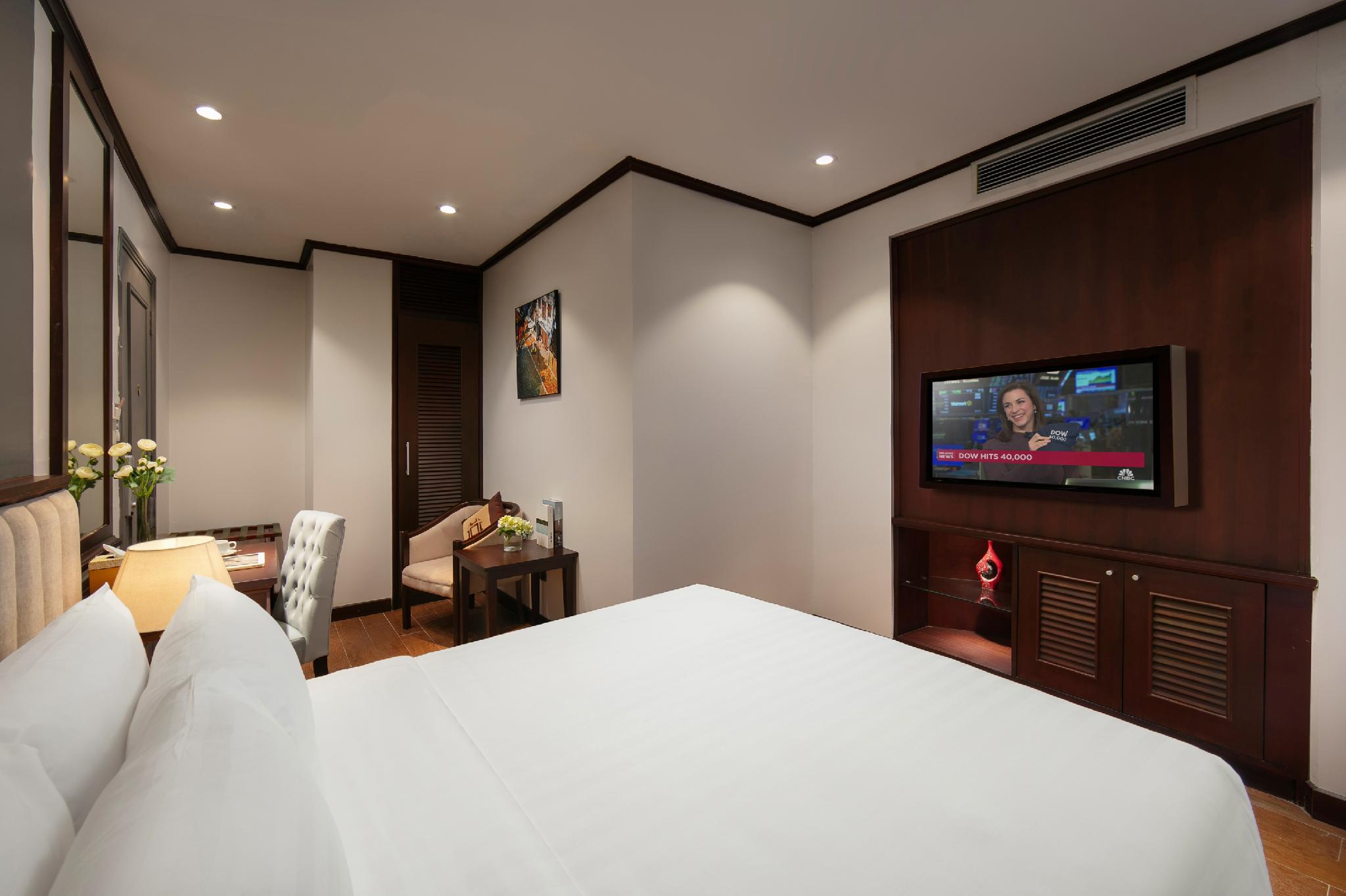 Superior, Double Bed, No Window
