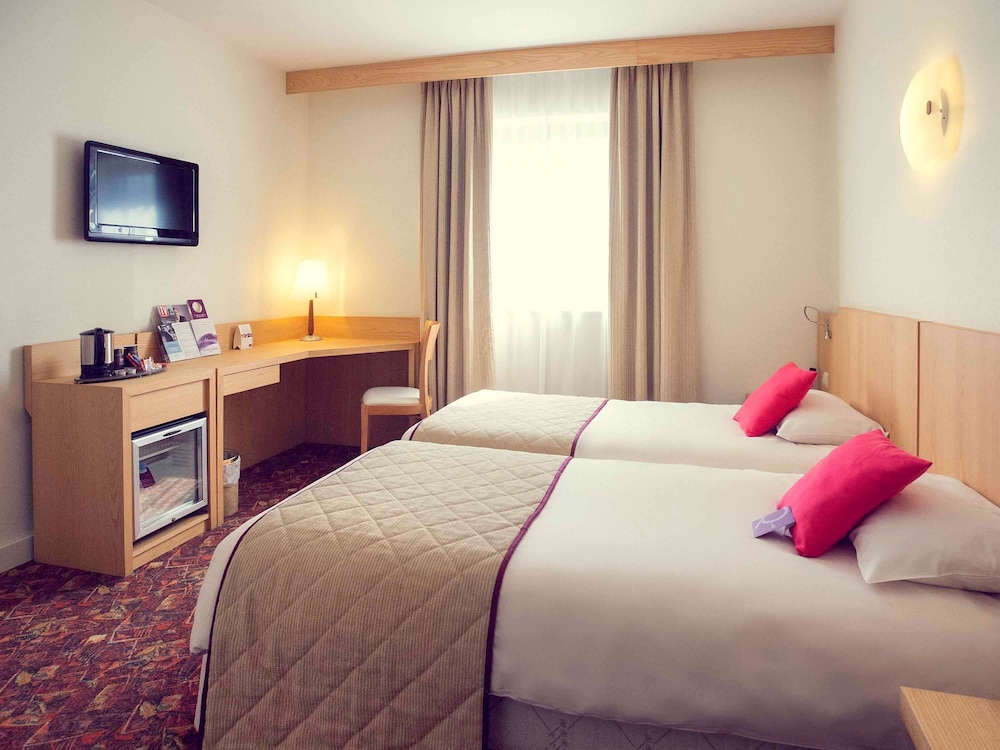 MERCURE TOURS SUD 26/77