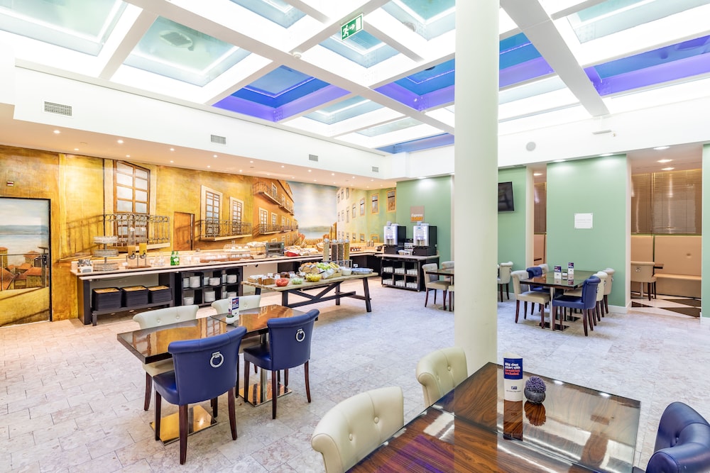 Holiday Inn Express LISBON - AV. LIBERDADE 51/62