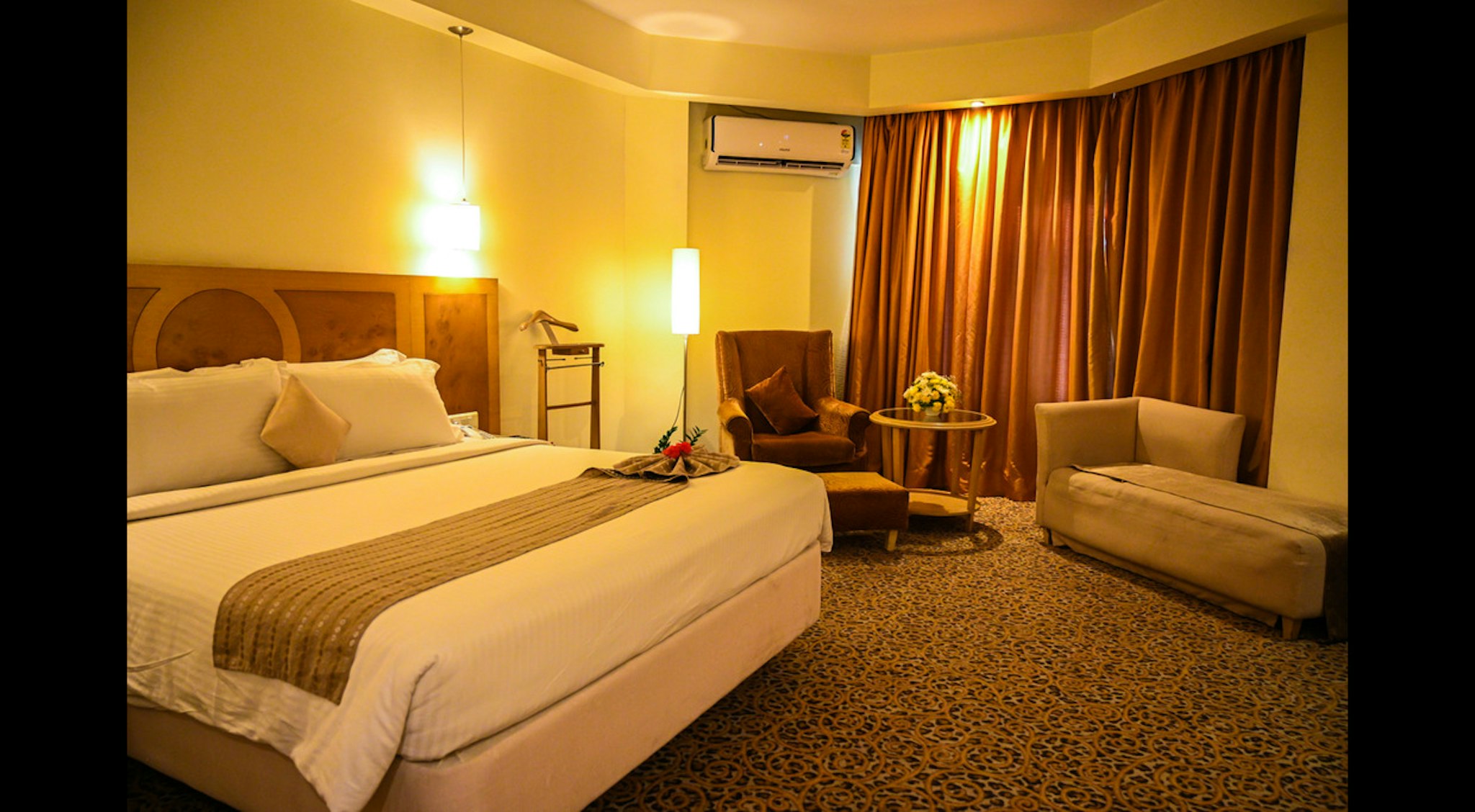 Katriya Hotel And Towers 14/45