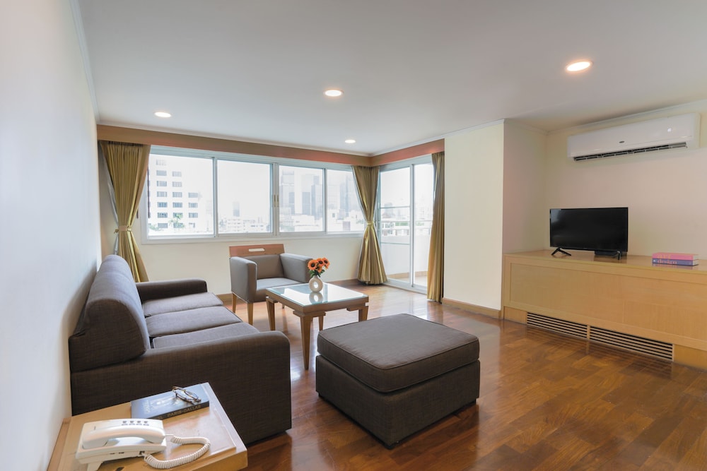Sm Grande Residence 28/35