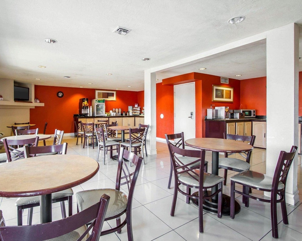 Quality Inn Tucson Downtown near Convention Center 37/42