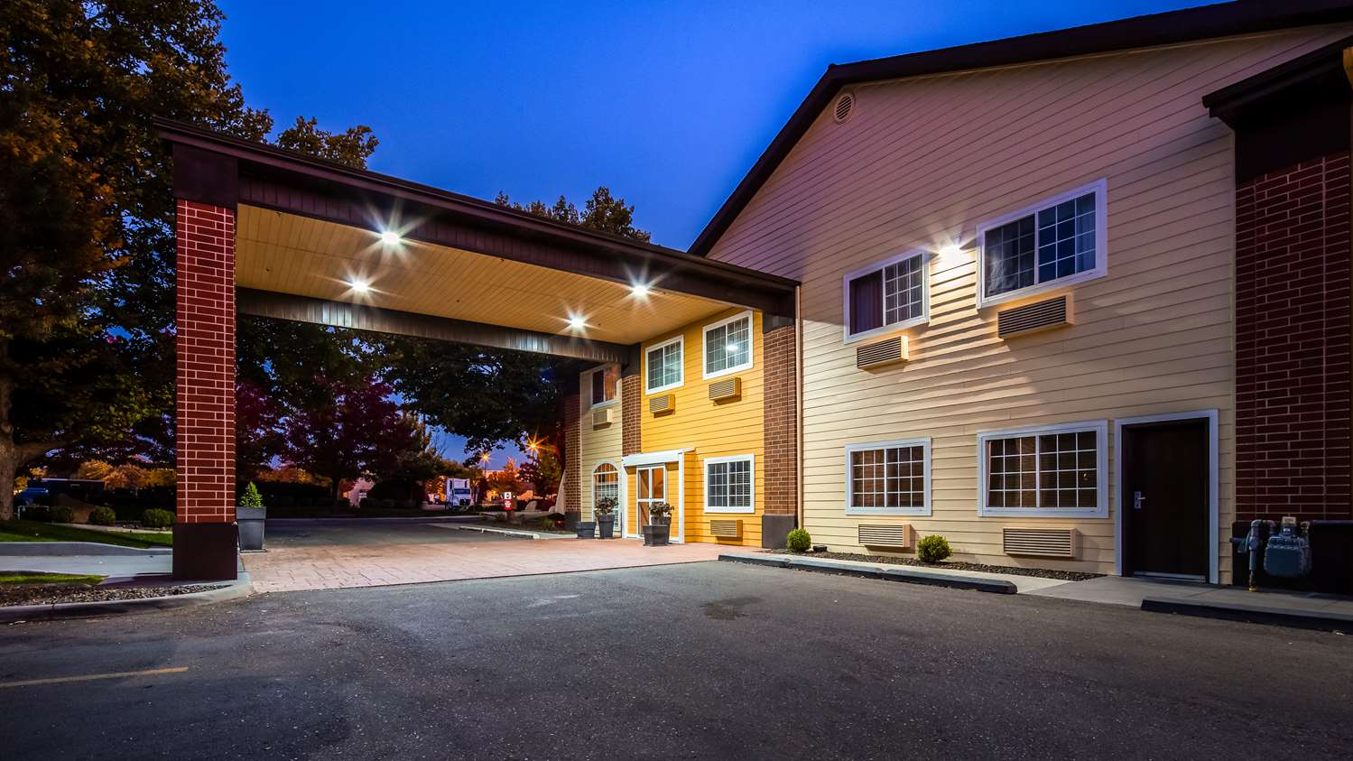 Best Western Plus Meridian 34/35