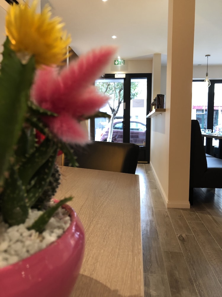 Hotel Courbet 4/60