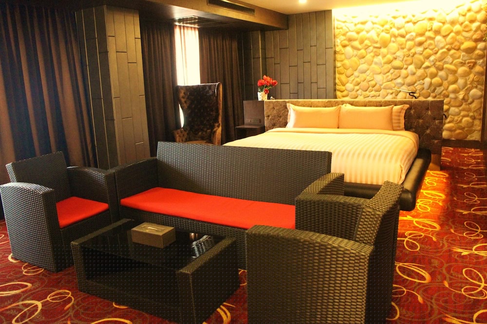 Maleewana Hotel & Resort 30/44