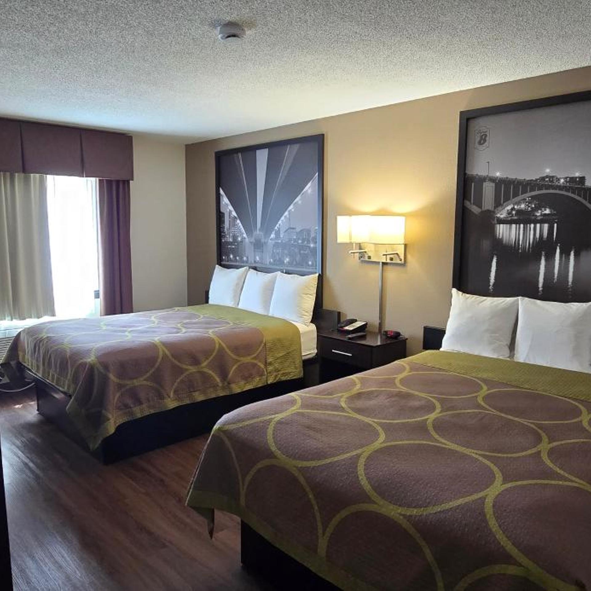 جناح بسرير كوين، Super 8 By Wyndham Rogers Minnesota 8/10