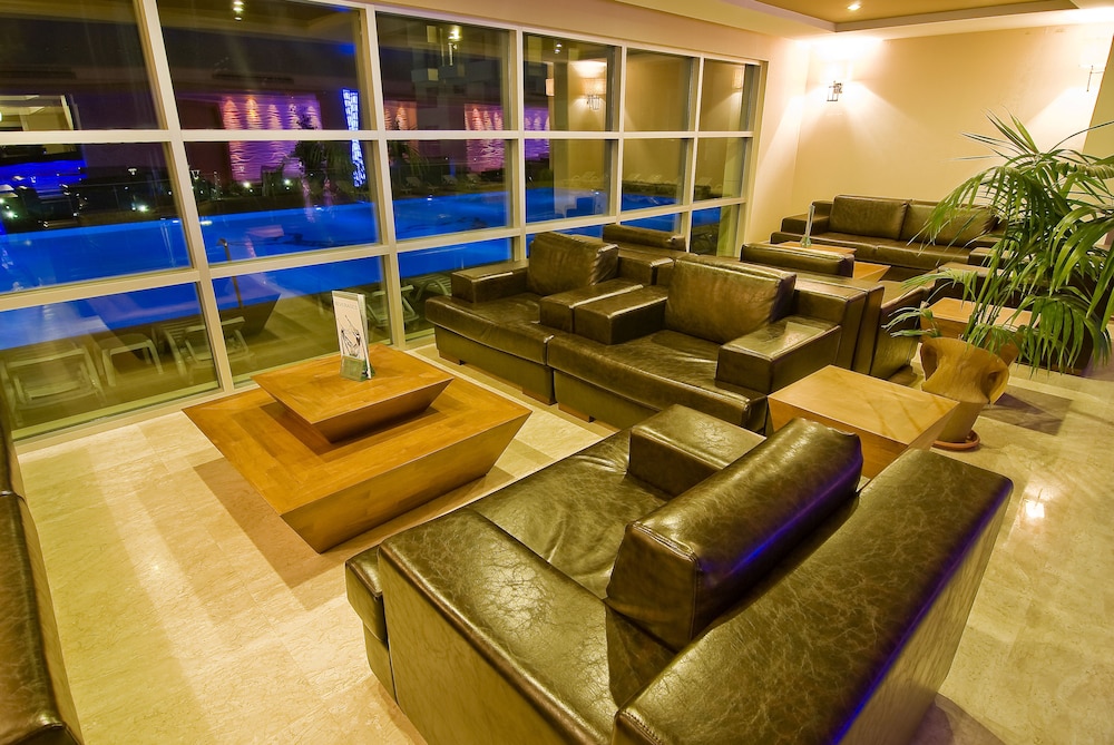Adrina Hotel De Luxe Health and Spa 25/50