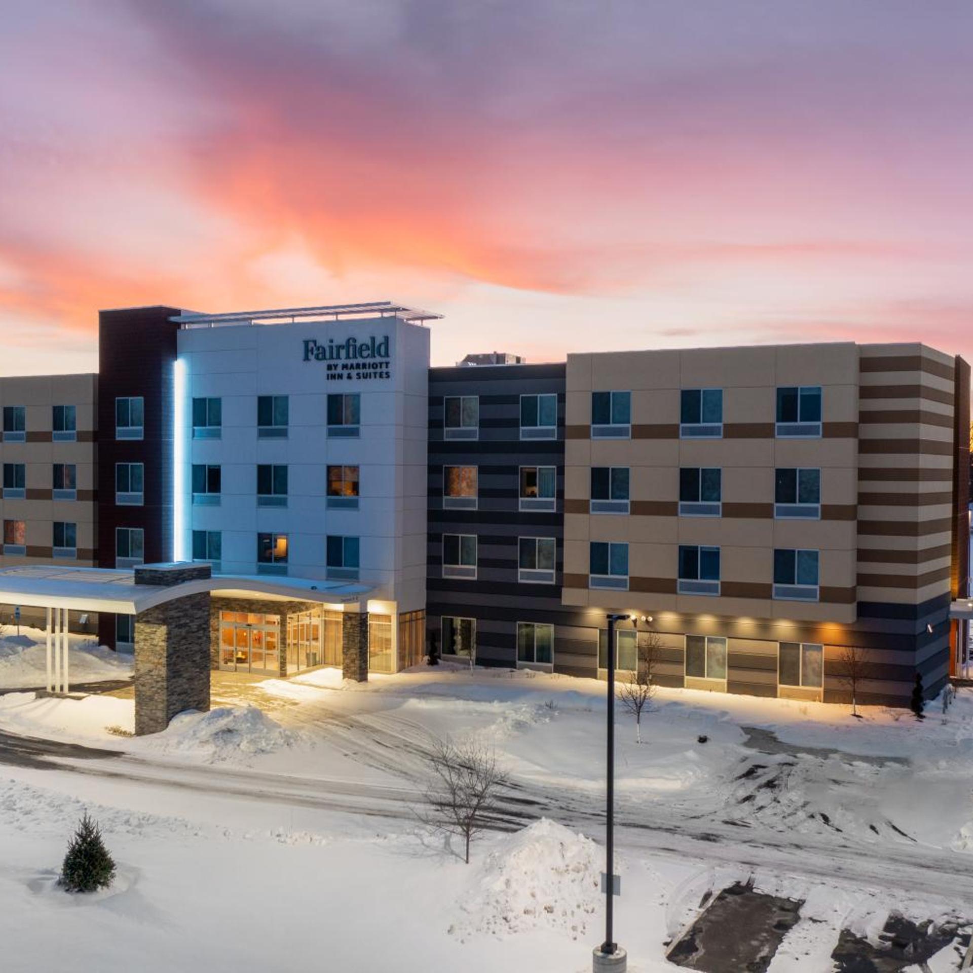 Fairfield Inn & Suites by Marriott Ashtabula 4/32