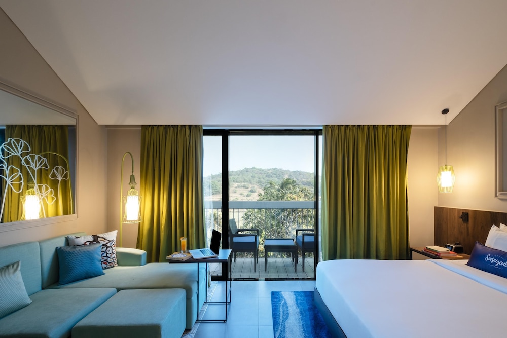 Hyatt Centric Candolim Goa 21/72