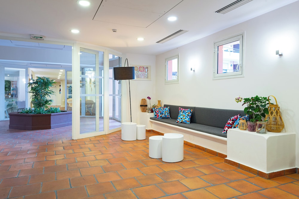 Zenitude Hotel-Residences Le Cannet 27/50