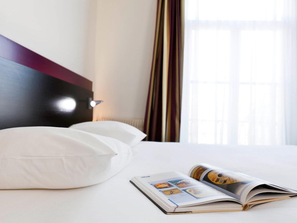 Mercure Lille Roubaix Grand Hotel 24/72