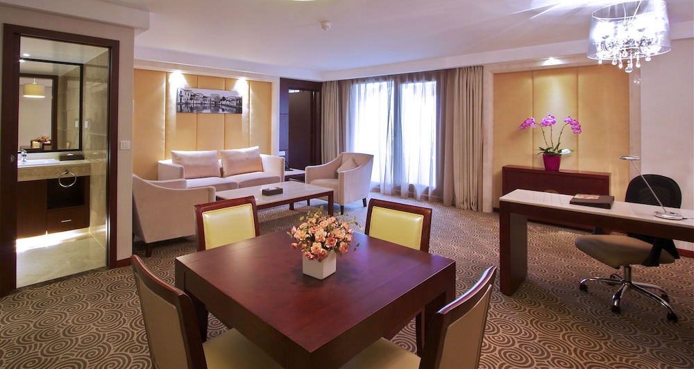 HUATIAN CHINAGORA HOTEL 36/63