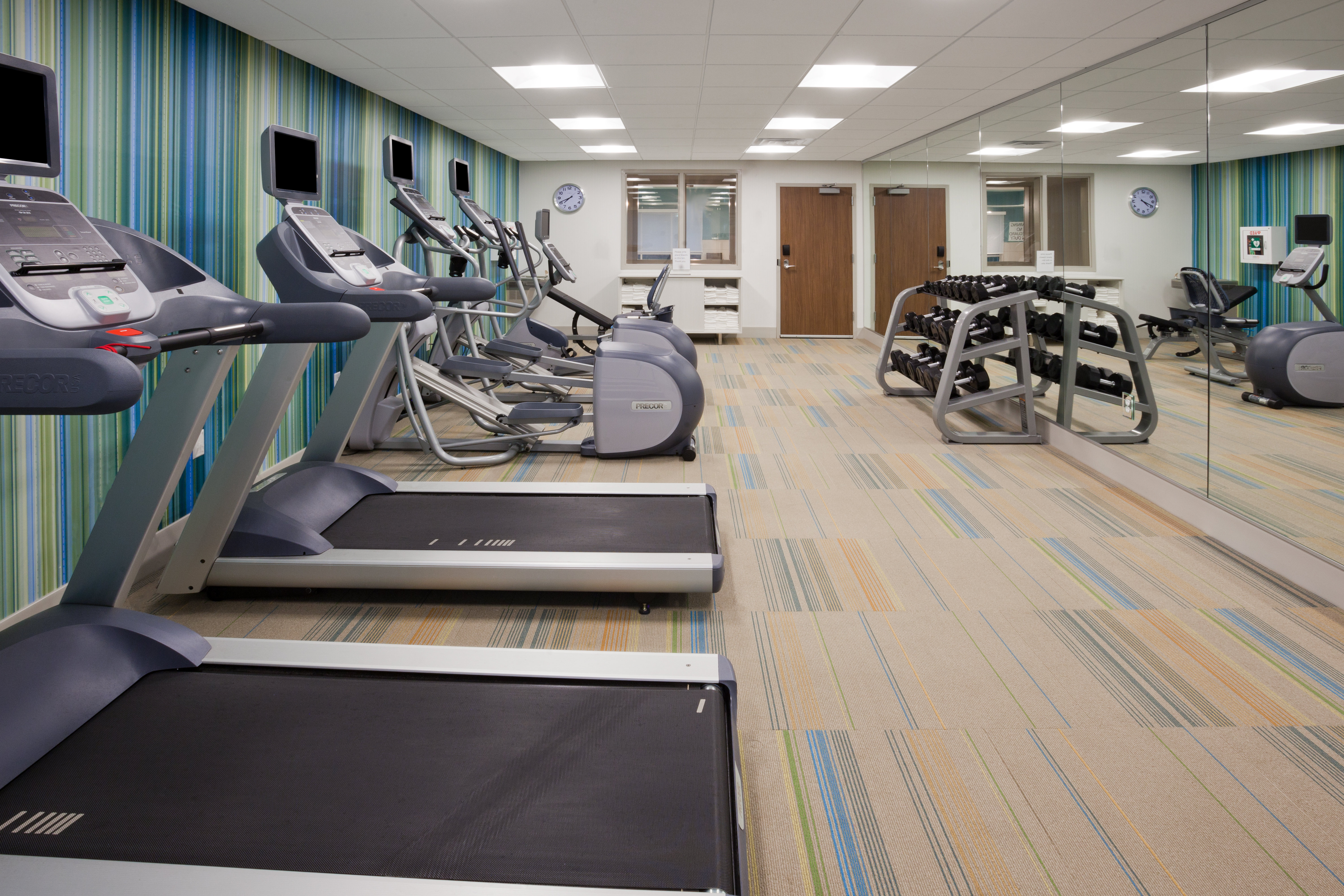 Holiday Inn Express And Suites Des Moines Downtown 35/55