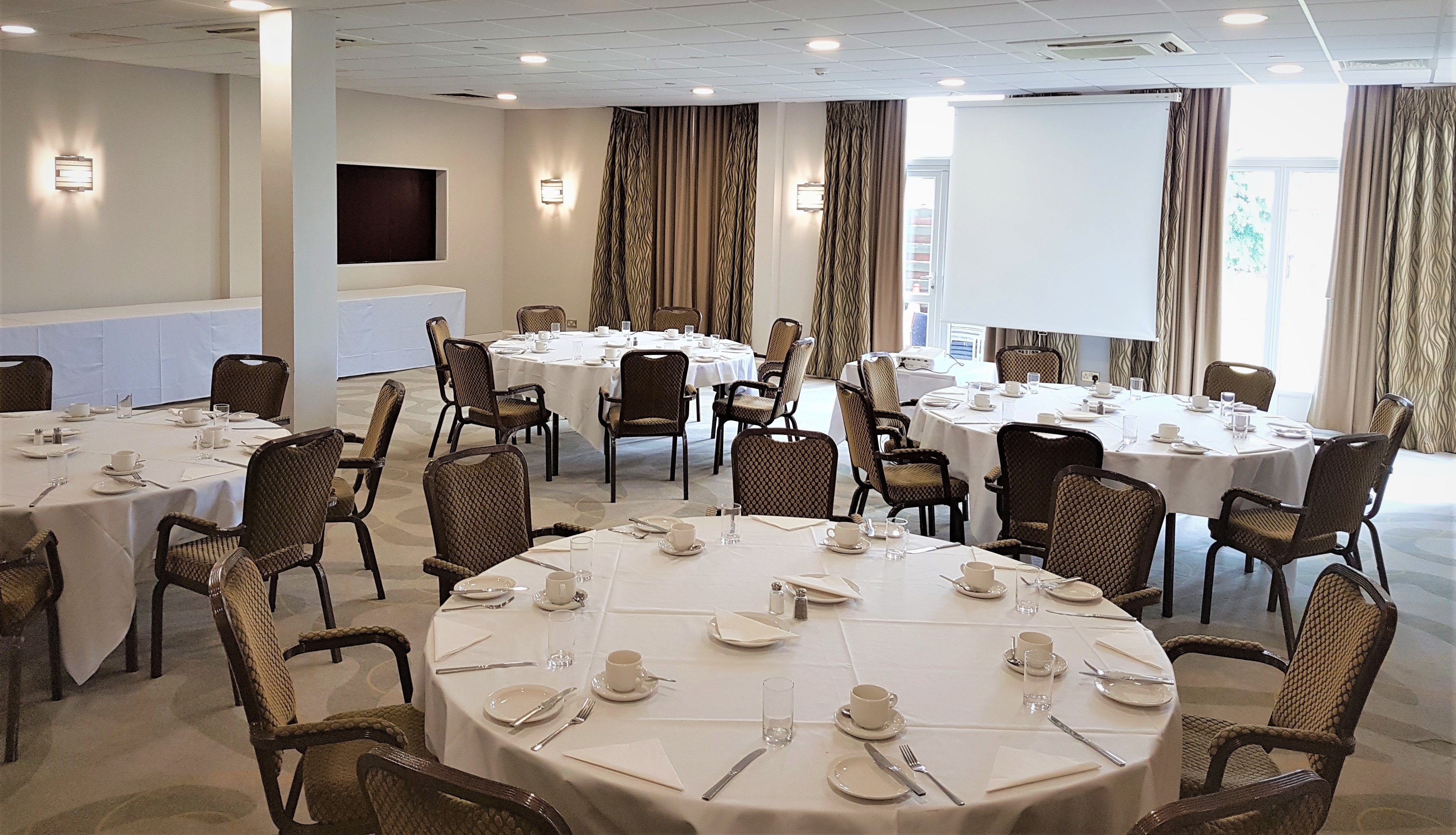 Holiday Inn Kenilworth 37/50