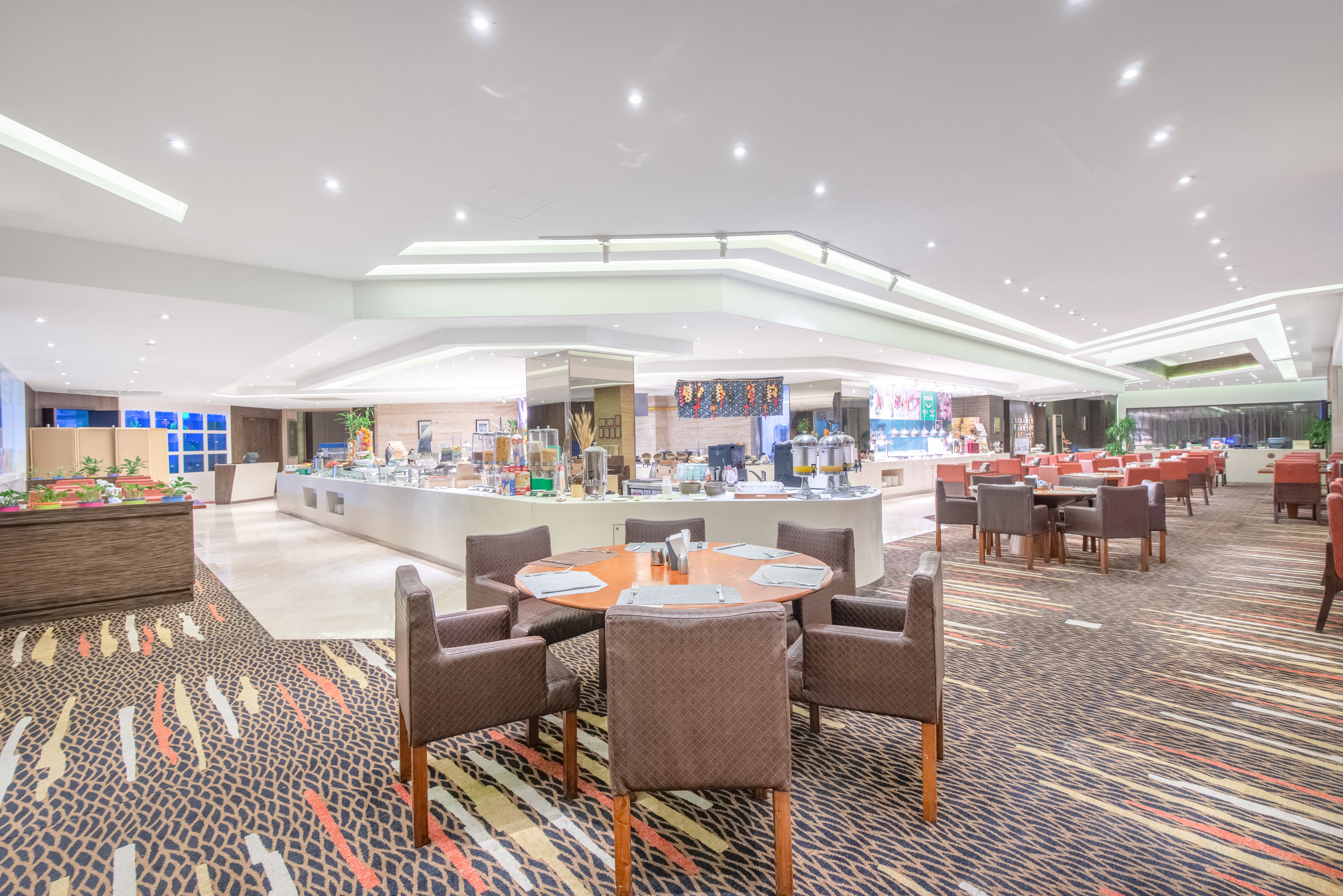 HOLIDAY INN SHANGHAI SONGJIANG 29/42