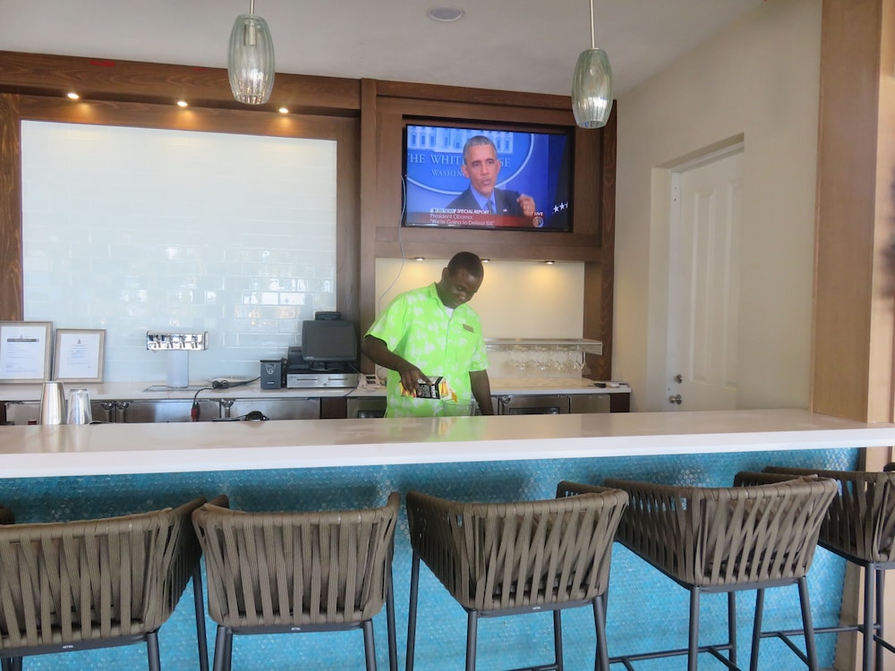 February Point Resort Estates Bb1 33/50