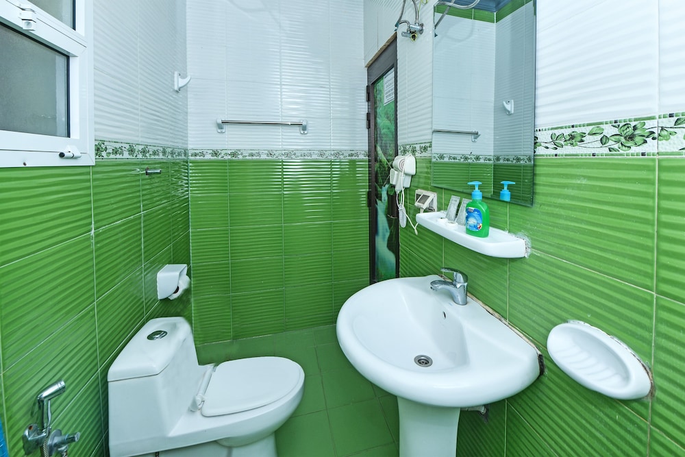 OYO 139 Al Ghadeer Hotel Apartments 25/26
