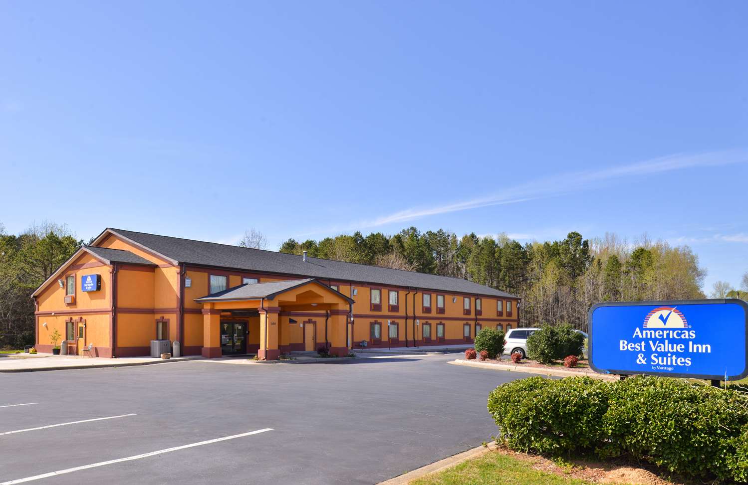 Americas Best Value Inn & Suites Albemarle 2/5