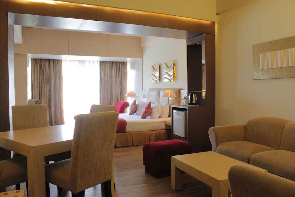 Tychi Hotel 40/56